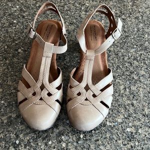 Rockport Cobb Hill T-Strap Shoes size 8.5